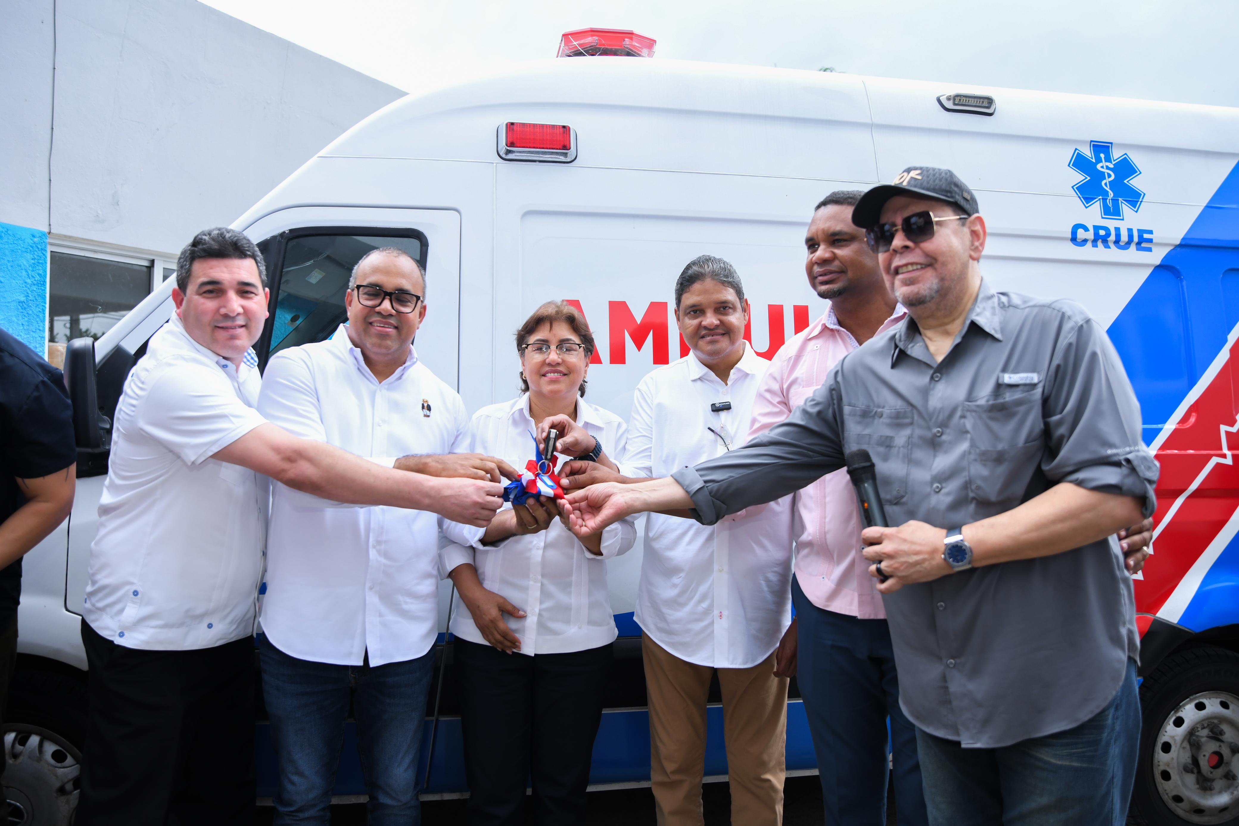 La DAEH asignó ambulancia a hospital municipal en Loma de Cabrera para eficientizar servicios