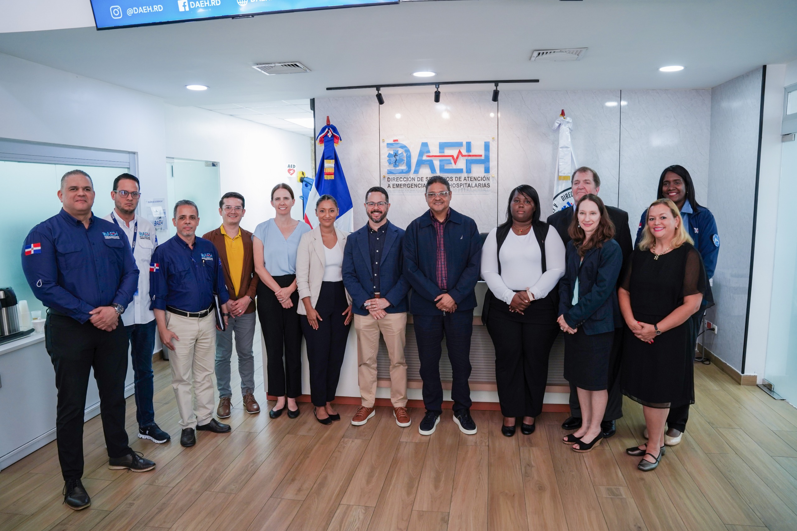 Director de la DAEH sostiene encuentro con  delegación internacional para fortalecer la respuesta ante desastres